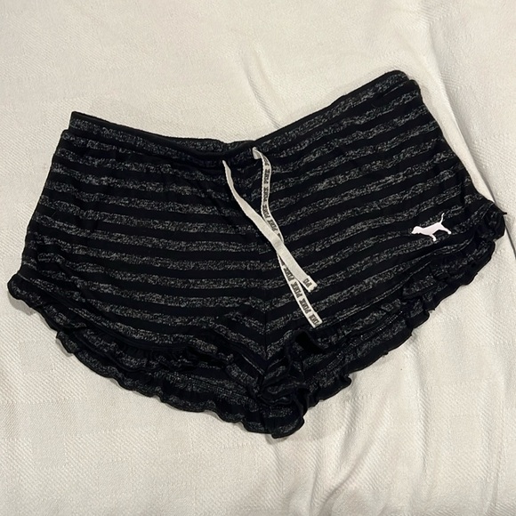 Victoria’s Secret sleep shorts - Picture 1 of 4